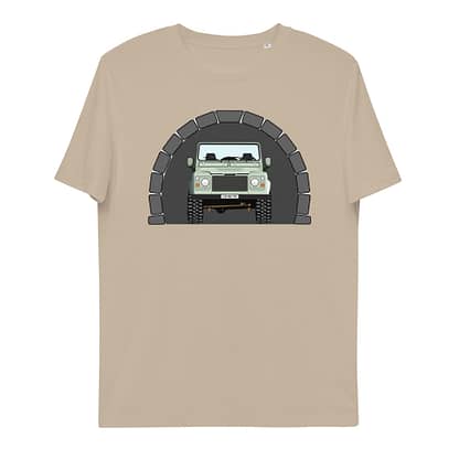 T-shirt Voorkant, Landrover Defender 90 Pickup in tunnel Desser dust
